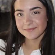 soy una joven decidida y apasionada q le gusta a la gente enseñar lo máximo que puedo para ayudar